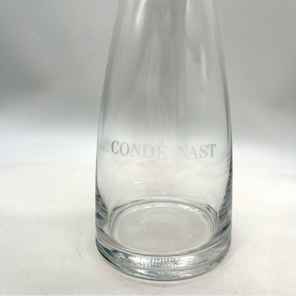 Conde Nast Glass Water Pitcher Bormioli Rocco RARE holiday Decor Party - Picture 1 of 5